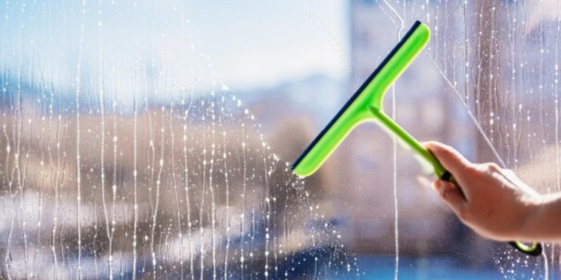 Commercial window cleaning tips