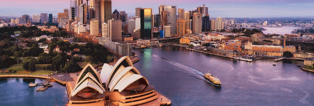 Why Aussies Love Outdoor Dining